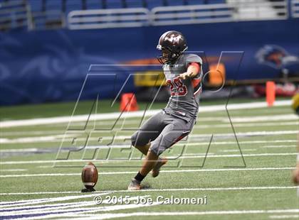 Thumbnail 2 in Victoria West Vs Nixon (UIL 5A Bi-District Playoffs) photogallery.