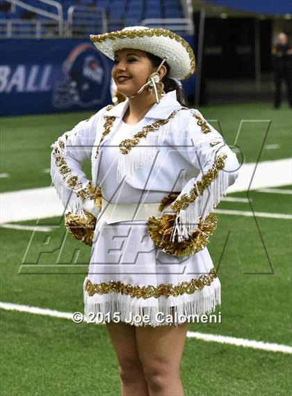 Thumbnail 2 in Victoria West Vs Nixon (UIL 5A Bi-District Playoffs) photogallery.
