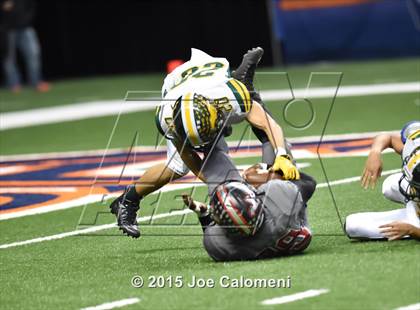 Thumbnail 2 in Victoria West Vs Nixon (UIL 5A Bi-District Playoffs) photogallery.
