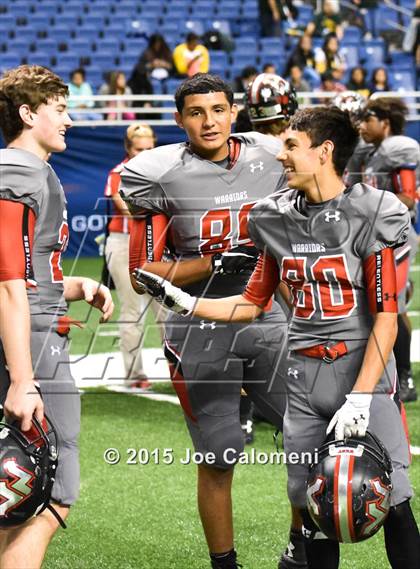 Thumbnail 2 in Victoria West Vs Nixon (UIL 5A Bi-District Playoffs) photogallery.