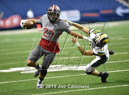 Thumbnail 3 in Victoria West Vs Nixon (UIL 5A Bi-District Playoffs) photogallery.