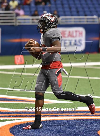 Thumbnail 2 in Victoria West Vs Nixon (UIL 5A Bi-District Playoffs) photogallery.