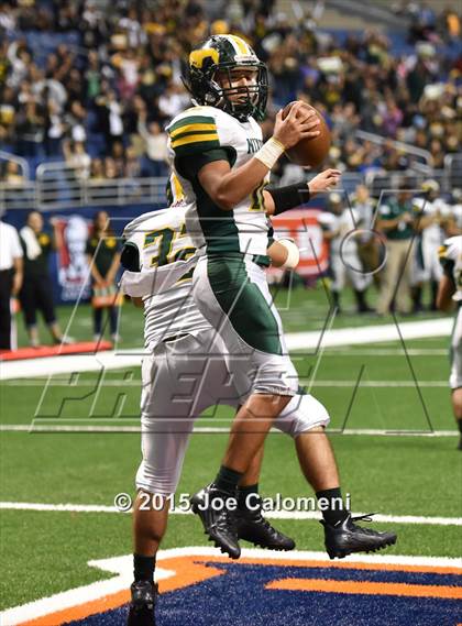 Thumbnail 1 in Victoria West Vs Nixon (UIL 5A Bi-District Playoffs) photogallery.