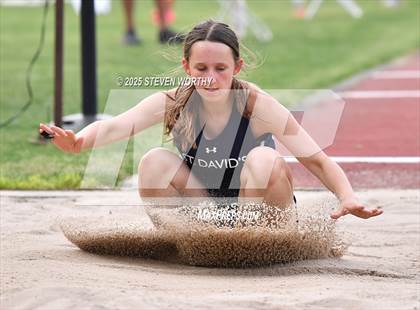 Thumbnail 2 in Ravenscroft Invitational photogallery.