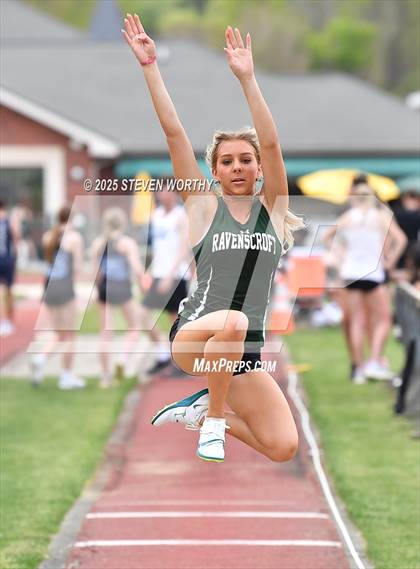Thumbnail 2 in Ravenscroft Invitational photogallery.