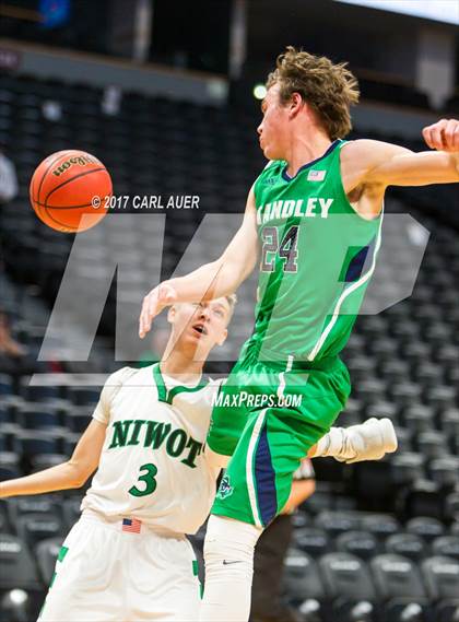 Thumbnail 3 in Niwot vs. Standley Lake photogallery.