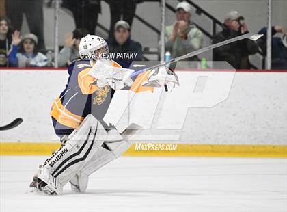 Thumbnail 1 in East Haven vs. Guilford (CIAC DII Quarterfinal) photogallery.