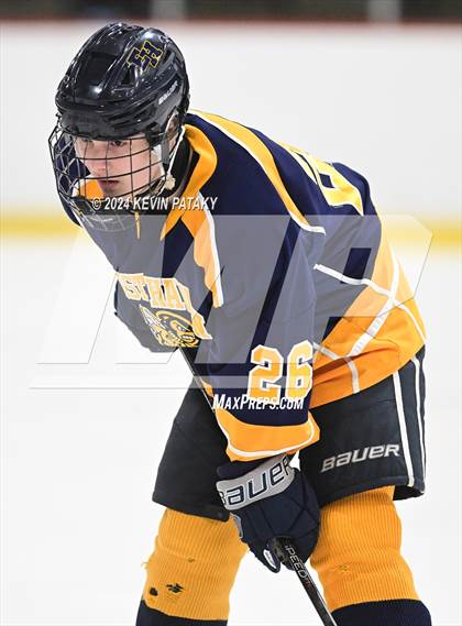 Thumbnail 3 in East Haven vs. Guilford (CIAC DII Quarterfinal) photogallery.
