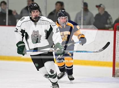 Thumbnail 3 in East Haven vs. Guilford (CIAC DII Quarterfinal) photogallery.
