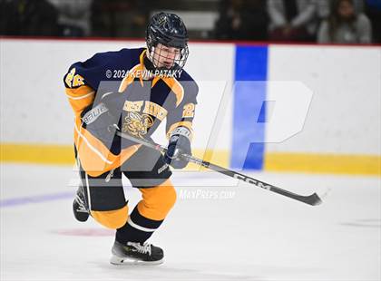 Thumbnail 2 in East Haven vs. Guilford (CIAC DII Quarterfinal) photogallery.
