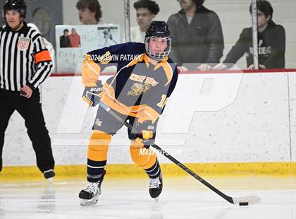 Thumbnail 3 in East Haven vs. Guilford (CIAC DII Quarterfinal) photogallery.