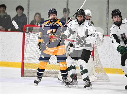 Thumbnail 1 in East Haven vs. Guilford (CIAC DII Quarterfinal) photogallery.
