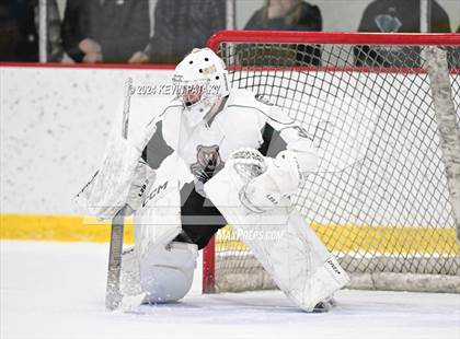 Thumbnail 2 in East Haven vs. Guilford (CIAC DII Quarterfinal) photogallery.