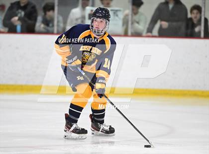 Thumbnail 1 in East Haven vs. Guilford (CIAC DII Quarterfinal) photogallery.