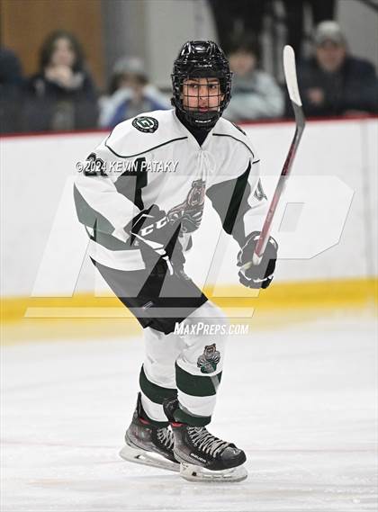 Thumbnail 1 in East Haven vs. Guilford (CIAC DII Quarterfinal) photogallery.