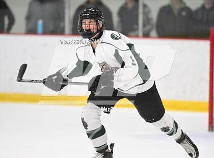 Thumbnail 2 in East Haven vs. Guilford (CIAC DII Quarterfinal) photogallery.