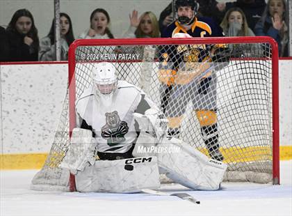 Thumbnail 3 in East Haven vs. Guilford (CIAC DII Quarterfinal) photogallery.