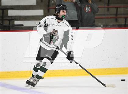 Thumbnail 3 in East Haven vs. Guilford (CIAC DII Quarterfinal) photogallery.