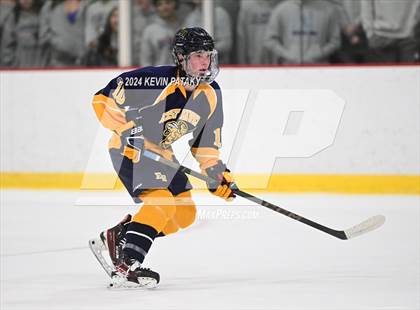 Thumbnail 3 in East Haven vs. Guilford (CIAC DII Quarterfinal) photogallery.