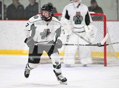 Thumbnail 1 in East Haven vs. Guilford (CIAC DII Quarterfinal) photogallery.