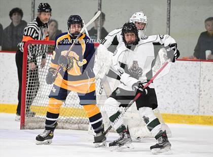 Thumbnail 3 in East Haven vs. Guilford (CIAC DII Quarterfinal) photogallery.