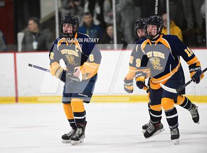 Thumbnail 1 in East Haven vs. Guilford (CIAC DII Quarterfinal) photogallery.
