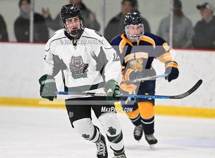 Thumbnail 1 in East Haven vs. Guilford (CIAC DII Quarterfinal) photogallery.