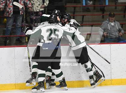 Thumbnail 3 in East Haven vs. Guilford (CIAC DII Quarterfinal) photogallery.