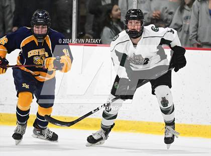 Thumbnail 3 in East Haven vs. Guilford (CIAC DII Quarterfinal) photogallery.