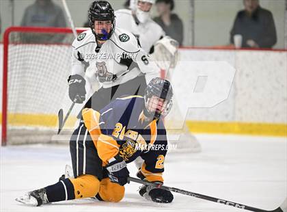 Thumbnail 1 in East Haven vs. Guilford (CIAC DII Quarterfinal) photogallery.