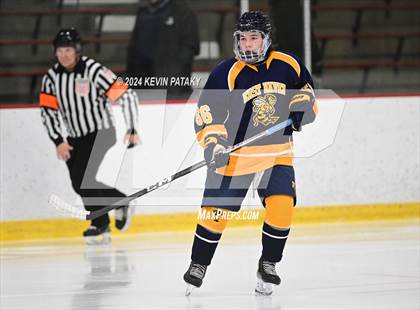 Thumbnail 1 in East Haven vs. Guilford (CIAC DII Quarterfinal) photogallery.