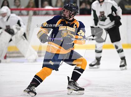 Thumbnail 1 in East Haven vs. Guilford (CIAC DII Quarterfinal) photogallery.
