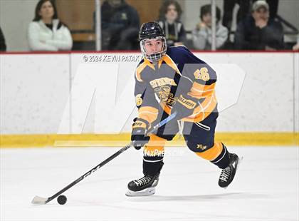 Thumbnail 3 in East Haven vs. Guilford (CIAC DII Quarterfinal) photogallery.