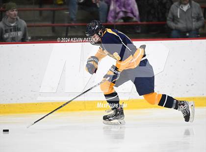 Thumbnail 1 in East Haven vs. Guilford (CIAC DII Quarterfinal) photogallery.
