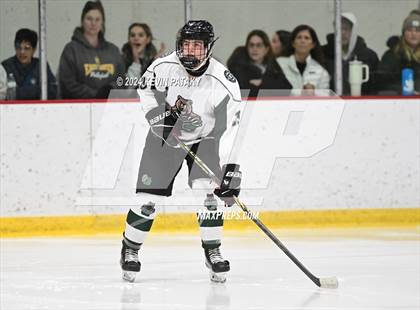 Thumbnail 1 in East Haven vs. Guilford (CIAC DII Quarterfinal) photogallery.
