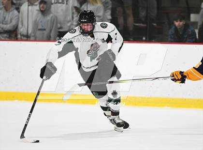 Thumbnail 3 in East Haven vs. Guilford (CIAC DII Quarterfinal) photogallery.