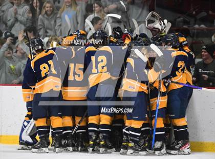 Thumbnail 3 in East Haven vs. Guilford (CIAC DII Quarterfinal) photogallery.