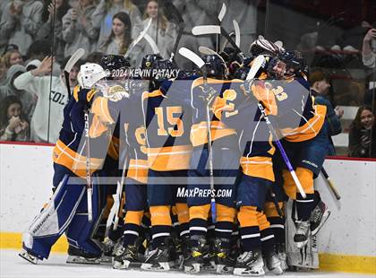 Thumbnail 2 in East Haven vs. Guilford (CIAC DII Quarterfinal) photogallery.