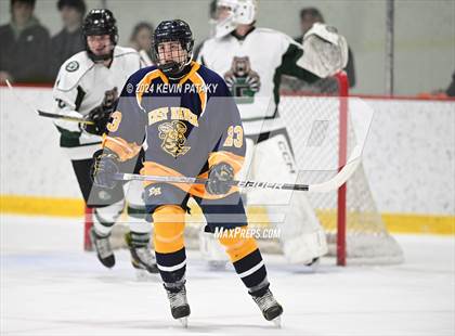 Thumbnail 3 in East Haven vs. Guilford (CIAC DII Quarterfinal) photogallery.