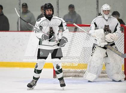 Thumbnail 1 in East Haven vs. Guilford (CIAC DII Quarterfinal) photogallery.