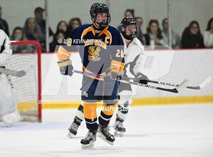 Thumbnail 2 in East Haven vs. Guilford (CIAC DII Quarterfinal) photogallery.