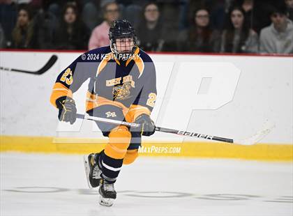 Thumbnail 2 in East Haven vs. Guilford (CIAC DII Quarterfinal) photogallery.