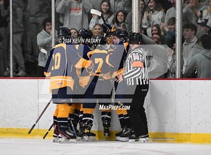 Thumbnail 3 in East Haven vs. Guilford (CIAC DII Quarterfinal) photogallery.