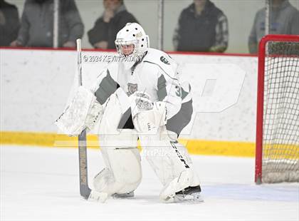 Thumbnail 3 in East Haven vs. Guilford (CIAC DII Quarterfinal) photogallery.