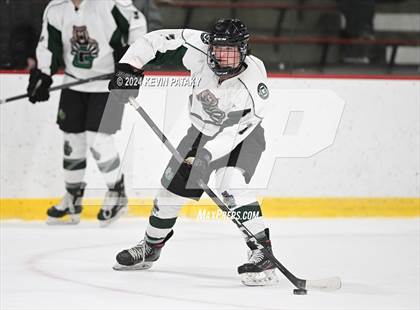 Thumbnail 3 in East Haven vs. Guilford (CIAC DII Quarterfinal) photogallery.