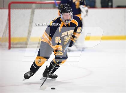 Thumbnail 1 in East Haven vs. Guilford (CIAC DII Quarterfinal) photogallery.