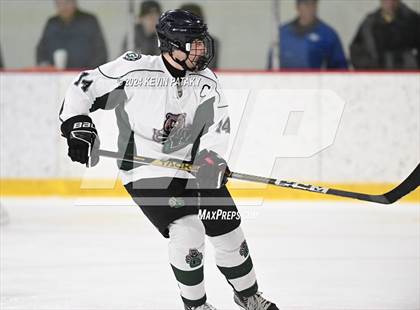 Thumbnail 3 in East Haven vs. Guilford (CIAC DII Quarterfinal) photogallery.