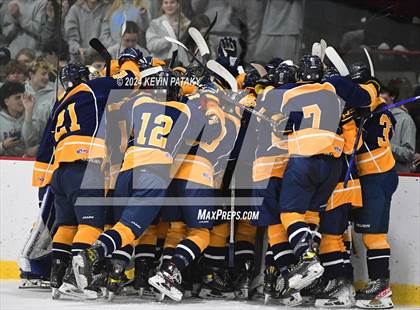 Thumbnail 2 in East Haven vs. Guilford (CIAC DII Quarterfinal) photogallery.