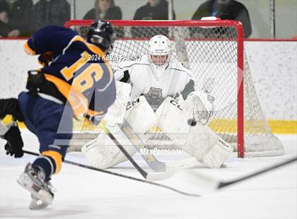 Thumbnail 2 in East Haven vs. Guilford (CIAC DII Quarterfinal) photogallery.