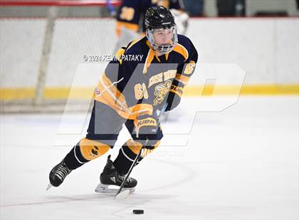 Thumbnail 3 in East Haven vs. Guilford (CIAC DII Quarterfinal) photogallery.